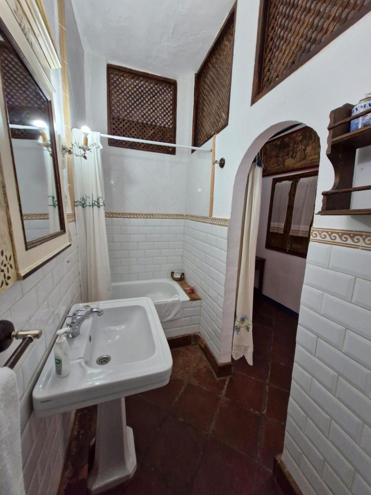 Hotel Rural Verde Oliva 코마레스 객실 사진