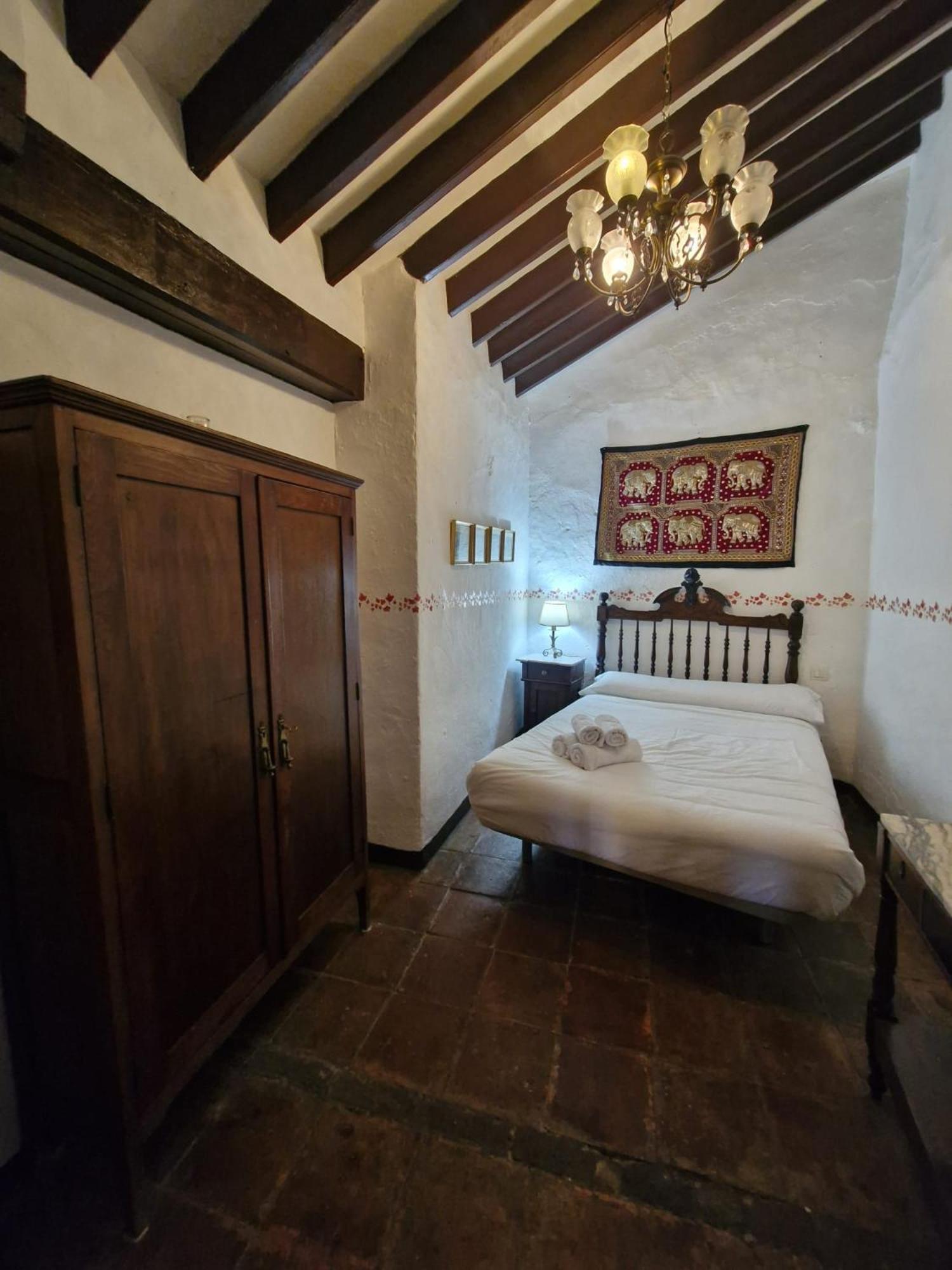 Hotel Rural Verde Oliva 코마레스 객실 사진