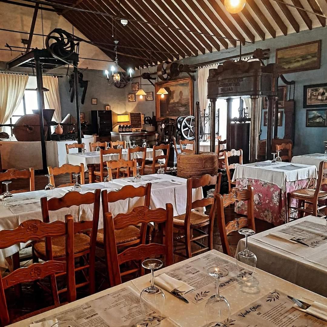 Hotel Rural Verde Oliva 코마레스 외부 사진